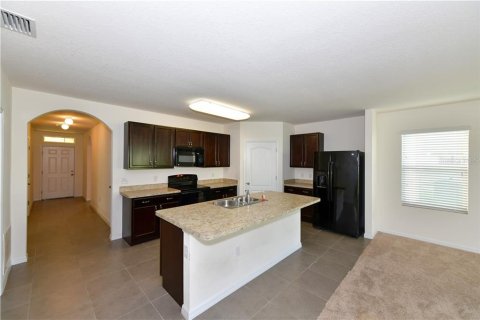 House in Bradenton, Florida 4 bedrooms, 164.16 sq.m. № 2391225 - photo 13