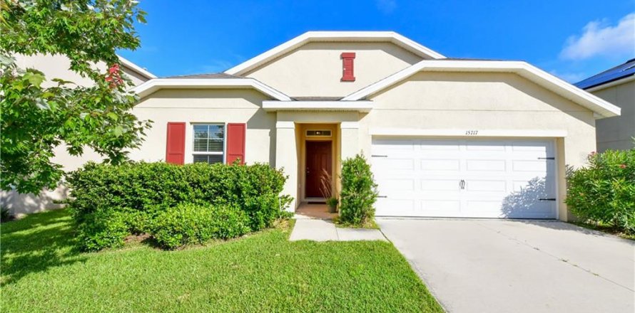 House in Bradenton, Florida 4 bedrooms, 164.16 sq.m. № 2391225