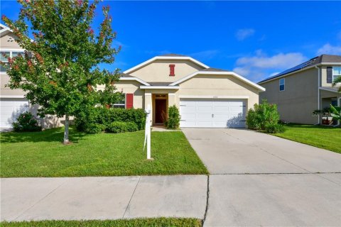 House in Bradenton, Florida 4 bedrooms, 164.16 sq.m. № 2391225 - photo 2