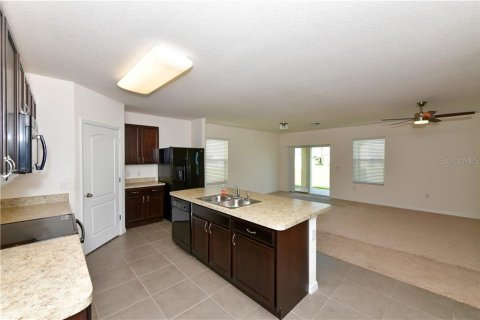 House in Bradenton, Florida 4 bedrooms, 164.16 sq.m. № 2391225 - photo 15