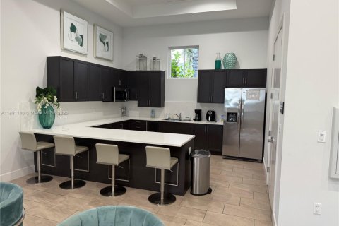 Townhouse in Homestead, Florida 3 bedrooms, 157.47 sq.m. № 1945794 - photo 25