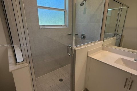 Townhouse in Homestead, Florida 3 bedrooms, 157.47 sq.m. № 1945794 - photo 9