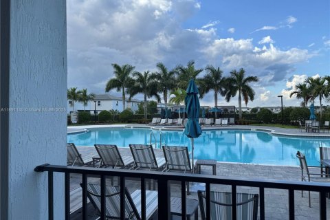 Townhouse in Homestead, Florida 3 bedrooms, 157.47 sq.m. № 1945794 - photo 21