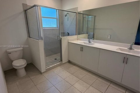 Townhouse in Homestead, Florida 3 bedrooms, 157.47 sq.m. № 1945794 - photo 7