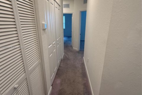 Townhouse in Homestead, Florida 3 bedrooms, 157.47 sq.m. № 1945794 - photo 15