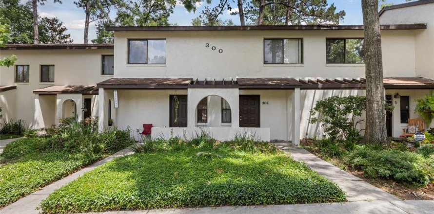 Condominio en Gainesville, Florida, 2 dormitorios  № 1799721