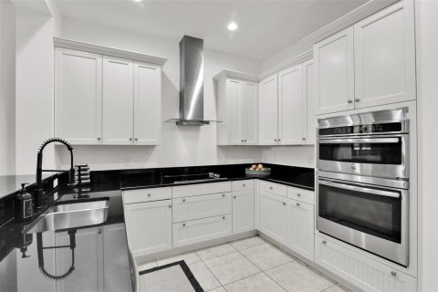 Touwnhouse à vendre à North Palm Beach, Floride: 3 chambres, 233.09 m2 № 2190512 - photo 28