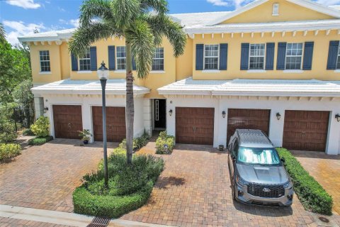 Touwnhouse à vendre à North Palm Beach, Floride: 3 chambres, 233.09 m2 № 2190512 - photo 4
