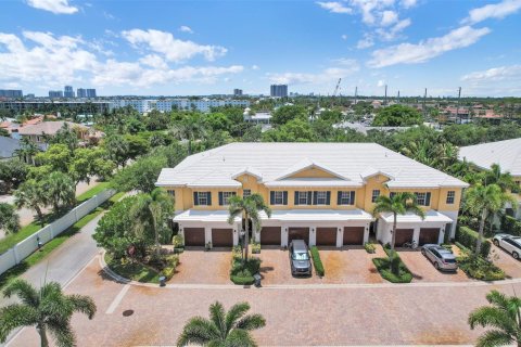 Touwnhouse à vendre à North Palm Beach, Floride: 3 chambres, 233.09 m2 № 2190512 - photo 5