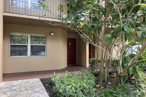 Снять в аренду кондоминиум в Пемброк-Пайнс, Флорида 1 спальня, 78.04м2, № 1986329 - фото 14