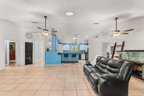 Casa en venta en Jensen Beach, Florida, 4 dormitorios, 254.46 m2 № 2384786 - foto 5