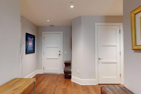 Condo in Saint Petersburg, Florida, 2 bedrooms  № 1508464 - photo 11