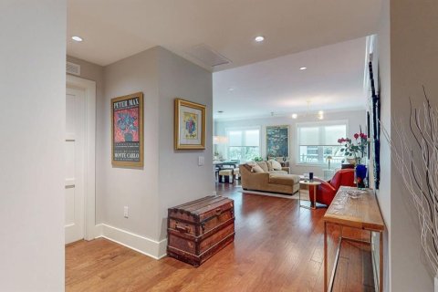 Condo in Saint Petersburg, Florida, 2 bedrooms  № 1508464 - photo 13