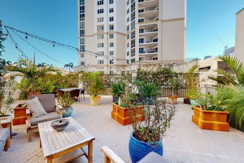 Condo in Saint Petersburg, Florida, 2 bedrooms  № 1508464 - photo 29