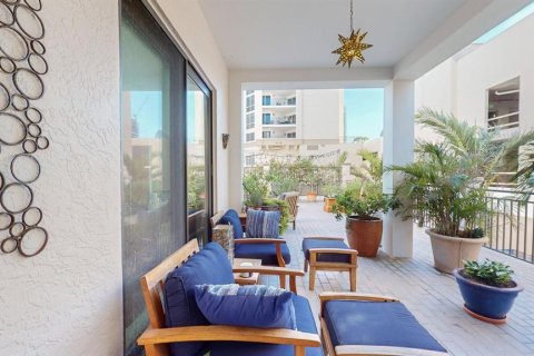 Condo in Saint Petersburg, Florida, 2 bedrooms  № 1508464 - photo 28