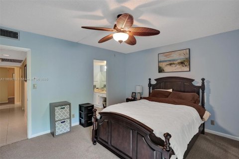 Condo in Coconut Creek, Florida, 2 bedrooms  № 1890313 - photo 14