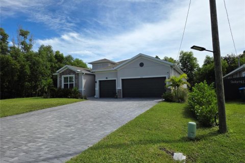 Casa en venta en Cape Coral, Florida, 3 dormitorios, 226.12 m2 № 2418852 - foto 2