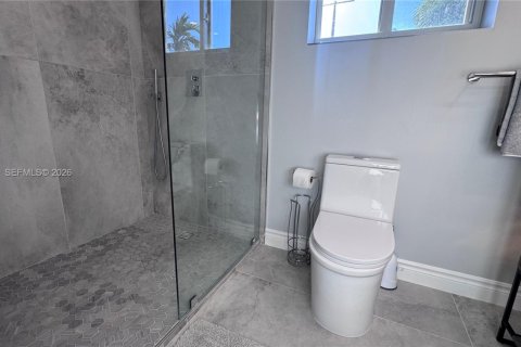 Touwnhouse à vendre à Hallandale Beach, Floride: 2 chambres, 167.04 m2 № 2078781 - photo 19