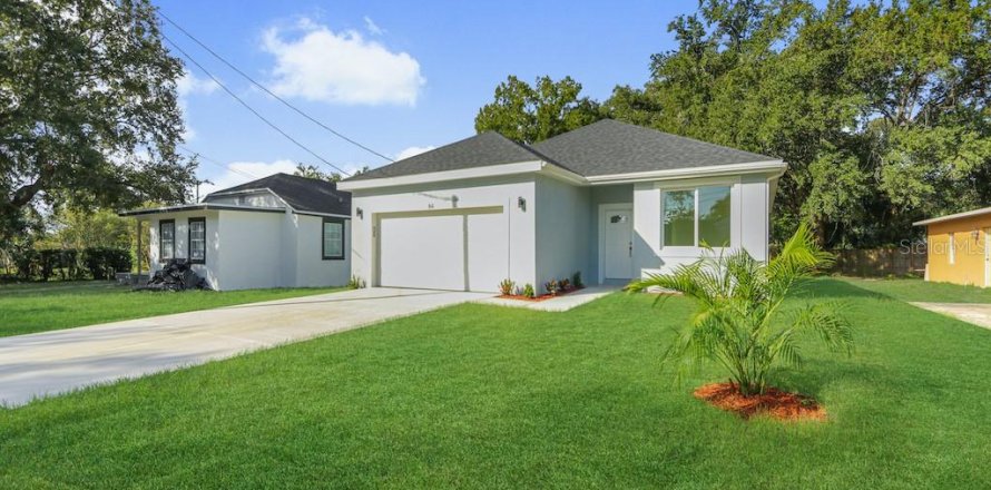 House in Orlando, Florida 4 bedrooms, 129.04 sq.m. № 2203491