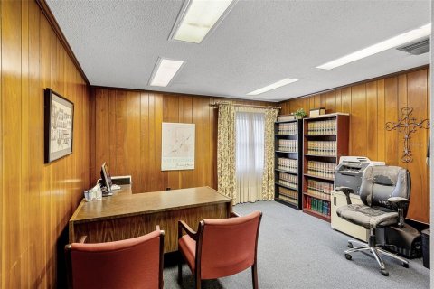 Купить коммерческую недвижимость в Таварес, Флорида № 1908140 - фото 14