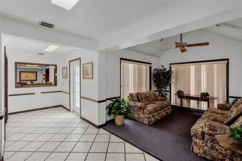 Купить коммерческую недвижимость в Таварес, Флорида № 1908140 - фото 4