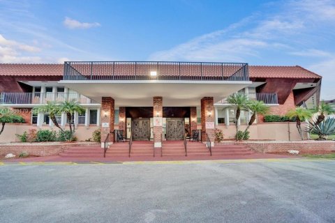 Copropriété à vendre à Lauderdale Lakes, Floride: 1 chambre, 71.35 m2 № 2025041 - photo 30