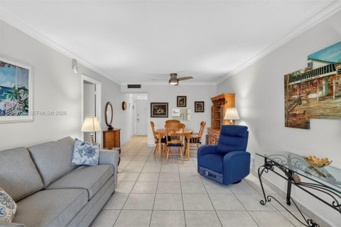 Copropriété à vendre à Lauderdale Lakes, Floride: 1 chambre, 71.35 m2 № 2025041 - photo 6