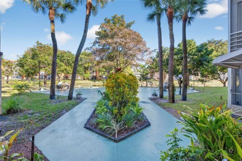 Copropriété à vendre à Lauderdale Lakes, Floride: 1 chambre, 71.35 m2 № 2025041 - photo 22