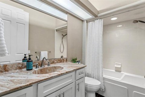 Casa en venta en Winter Haven, Florida, 4 dormitorios, 270.9 m2 № 2202450 - foto 23