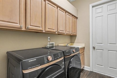 Casa en venta en Winter Haven, Florida, 4 dormitorios, 270.9 m2 № 2202450 - foto 27