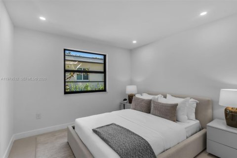 Купить виллу или дом в Корал-Гейблс, Флорида 4 спальни, 210.42м2, № 2049706 - фото 19