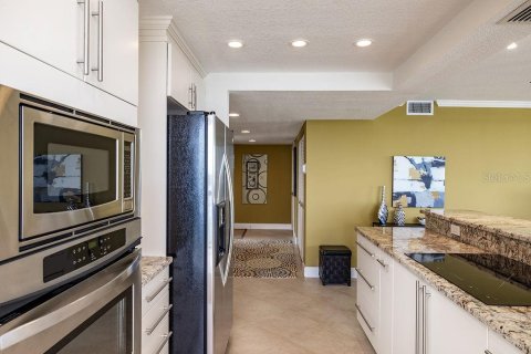 Condominio en alquiler en Saint Pete Beach, Florida, 2 dormitorios, 132.85 m2 № 1885346 - foto 11