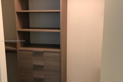 Appartement à louer à Miami, Floride: 1 chambre, 73.39 m2 № 1957370 - photo 15