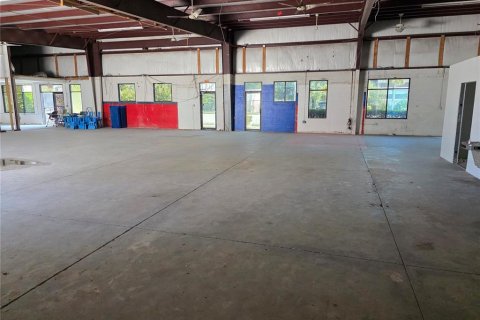 Propiedad comercial en alquiler en Orlando, Florida, 1114.83 m2 № 2098732 - foto 7