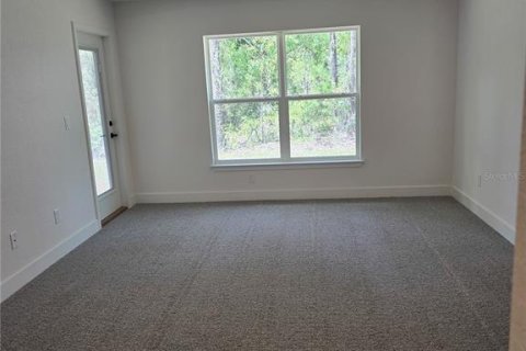 House in Homosassa, Florida 4 bedrooms, 233 sq.m. № 2123224 - photo 8