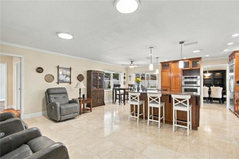 House in Clearwater, Florida 4 bedrooms, 202.34 sq.m. № 2395868 - photo 8