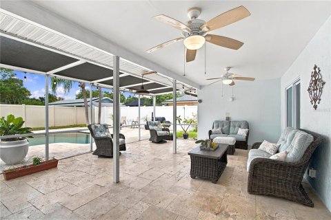 House in Clearwater, Florida 4 bedrooms, 202.34 sq.m. № 2395868 - photo 26