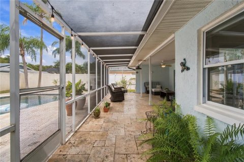 House in Clearwater, Florida 4 bedrooms, 202.34 sq.m. № 2395868 - photo 29