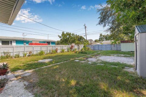 House in Saint Petersburg, Florida 2 bedrooms, 65.31 sq.m. № 1872812 - photo 22