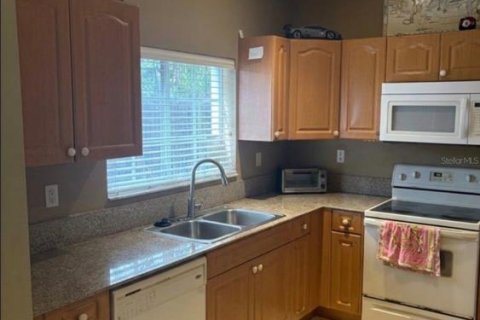 Townhouse in Hollywood, Florida 3 bedrooms, 137.03 sq.m. № 2373144 - photo 3