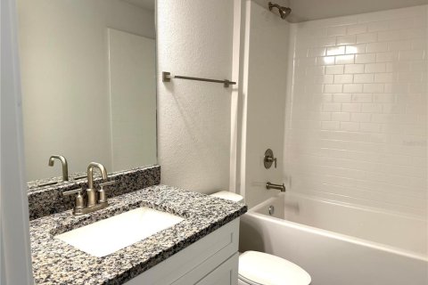 Casa en venta en Rotonda, Florida, 4 dormitorios, 163.04 m2 № 1642910 - foto 17