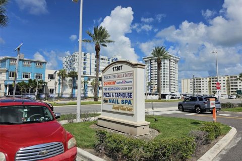 Appartement à louer à Redington Shores, Floride: 2 chambres, 160.54 m2 № 1850028 - photo 24