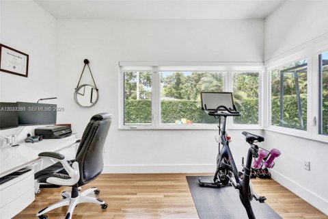 House in Miami Shores, Florida 3 bedrooms, 173.63 sq.m. № 2087264 - photo 26