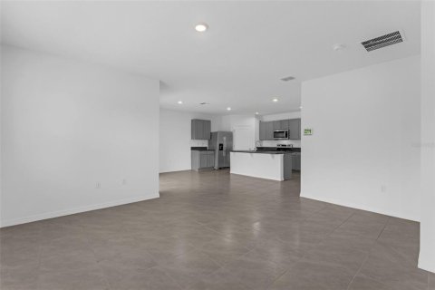House in Sanford, Florida 4 bedrooms, 168.62 sq.m. № 1824046 - photo 24