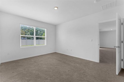 House in Sanford, Florida 4 bedrooms, 168.62 sq.m. № 1824046 - photo 3