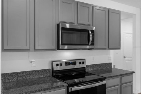 House in Sanford, Florida 4 bedrooms, 168.62 sq.m. № 1824046 - photo 29