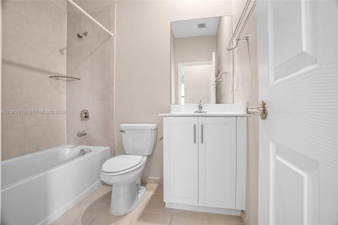 Touwnhouse à vendre à Davie, Floride: 3 chambres, 173.08 m2 № 2046522 - photo 22