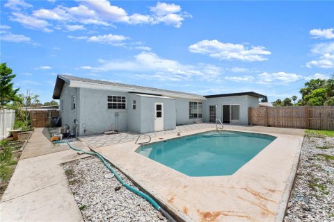 Casa en venta en Daytona Beach, Florida, 4 dormitorios, 226.22 m2 № 1780747 - foto 13