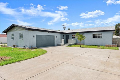 Casa en venta en Daytona Beach, Florida, 4 dormitorios, 226.22 m2 № 1780747 - foto 5