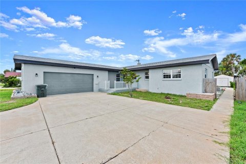 Casa en venta en Daytona Beach, Florida, 4 dormitorios, 226.22 m2 № 1780747 - foto 4